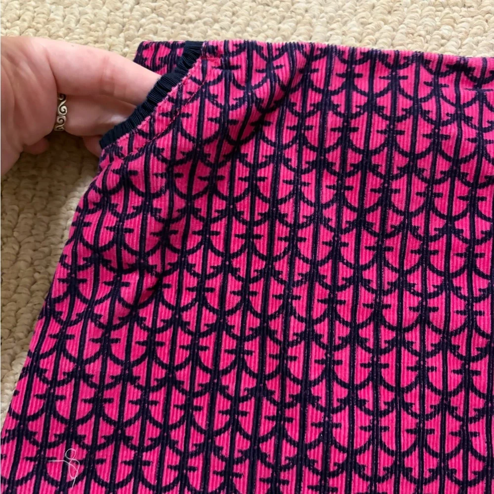 Vineyard Vines Pink and Navy Mini Skirt - Anchor Print (would best fit 2T-3T)